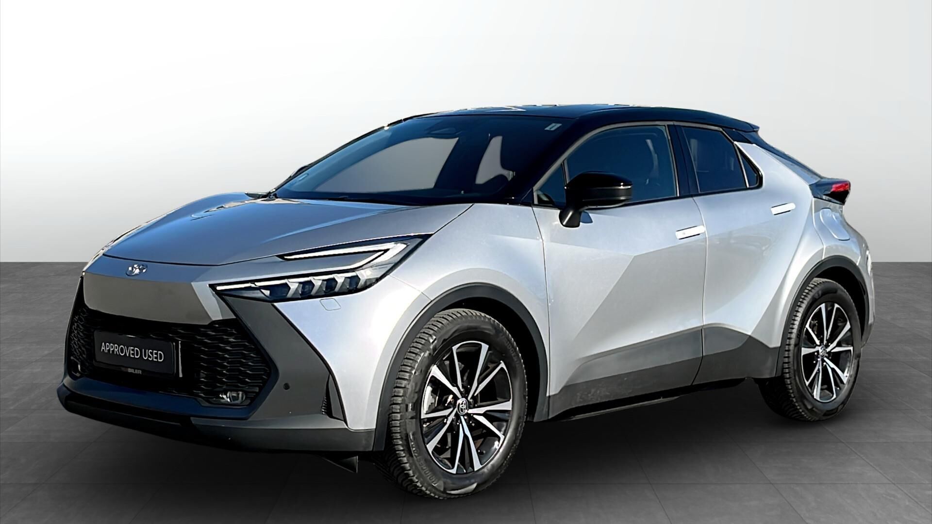 Toyota C-HR 2,0 Plugin-hybrid Style Smart Bi-tone E-CVT 223HK 5d Trinl. Gear