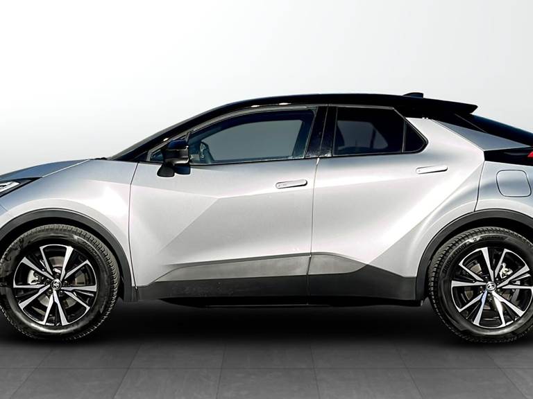 Toyota C-HR 2,0 Plugin-hybrid Style Smart Bi-tone E-CVT 223HK 5d Trinl. Gear