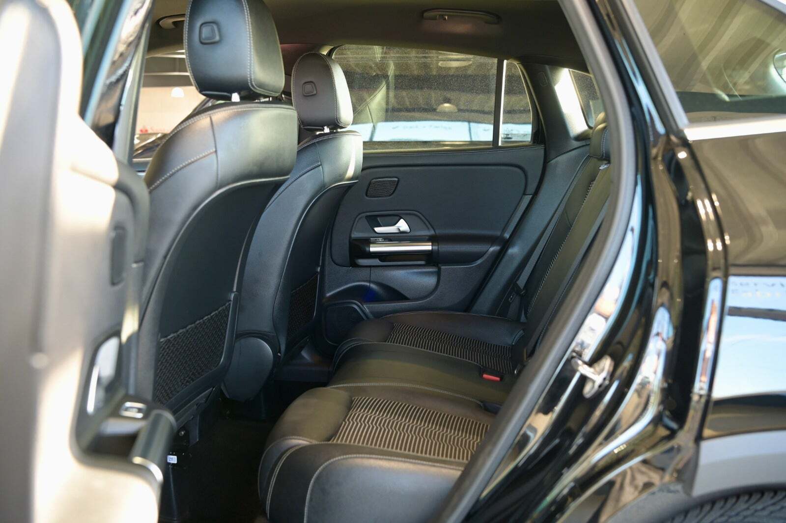 Sort Mercedes GLA250 e fra 2023
