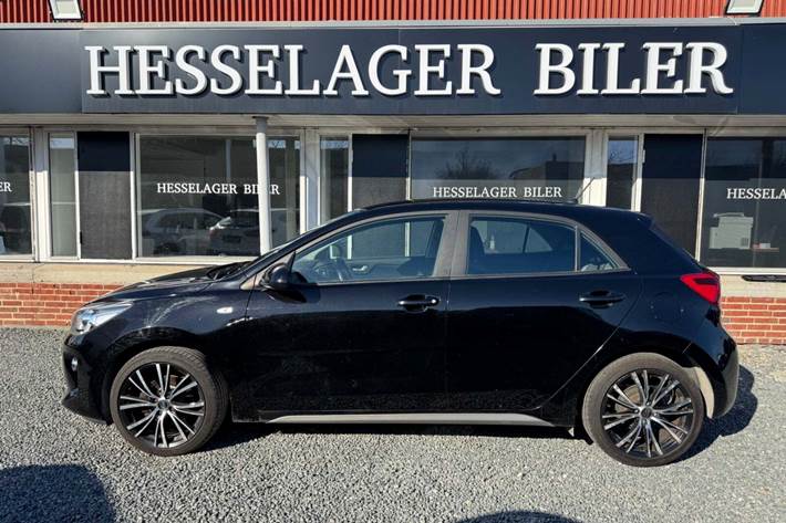 Sort Kia Rio fra 2017