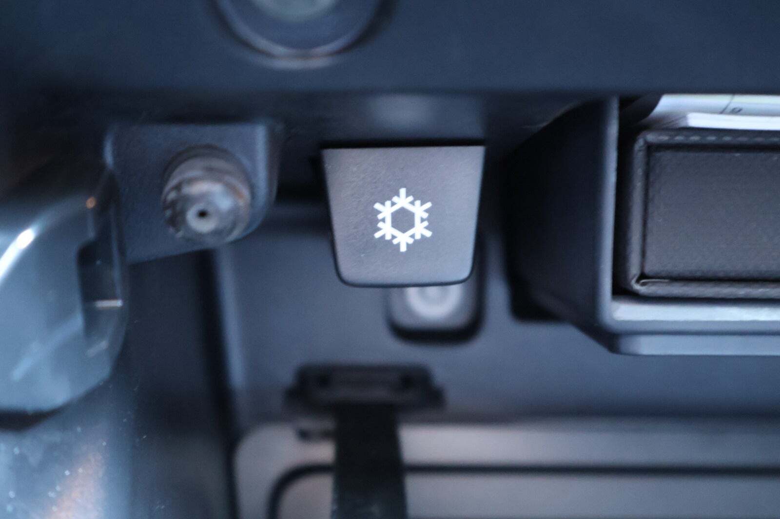 Sort Volvo XC40 fra 2021