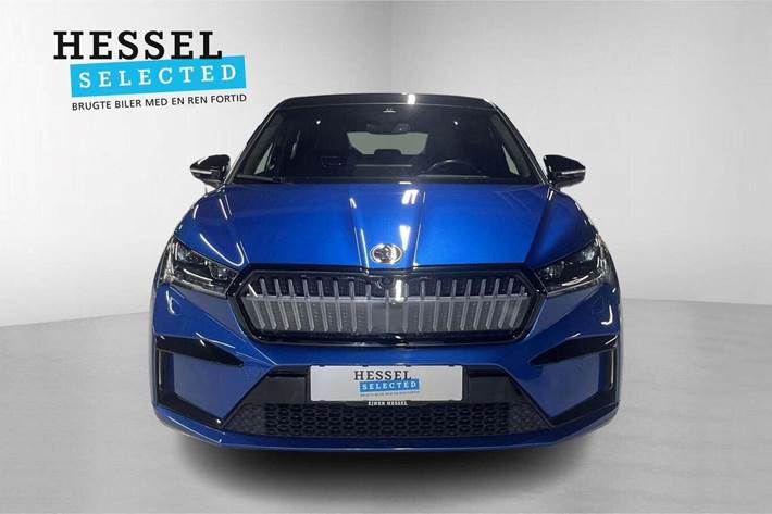 Blå Skoda Enyaq fra 2023