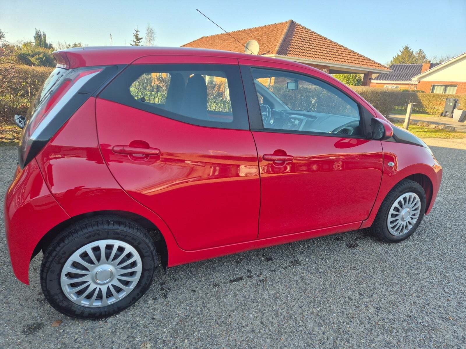 Toyota Aygo 1,0 VVT-i Black&White