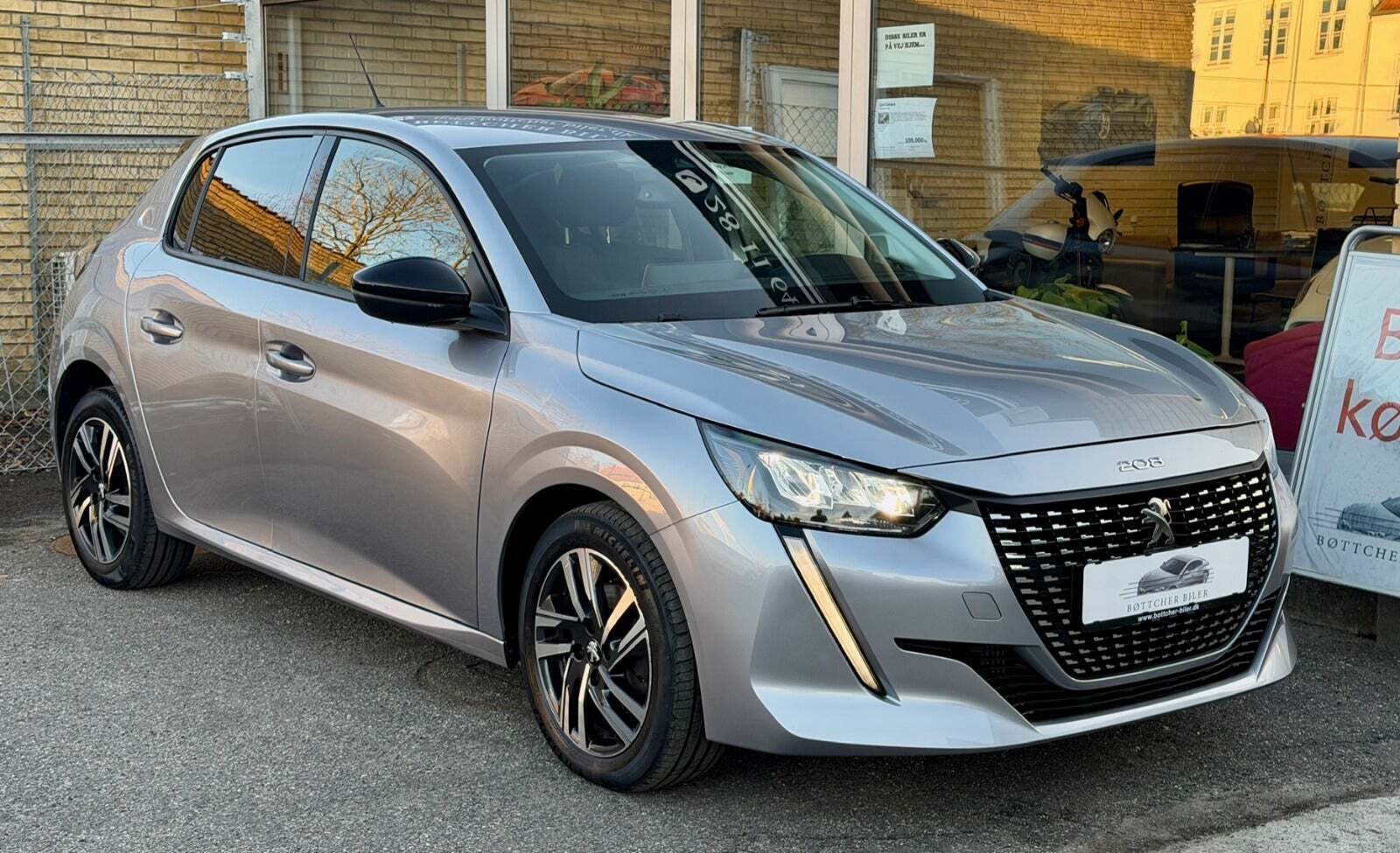 Peugeot 208 1,2 PureTech 100 Vision Sport