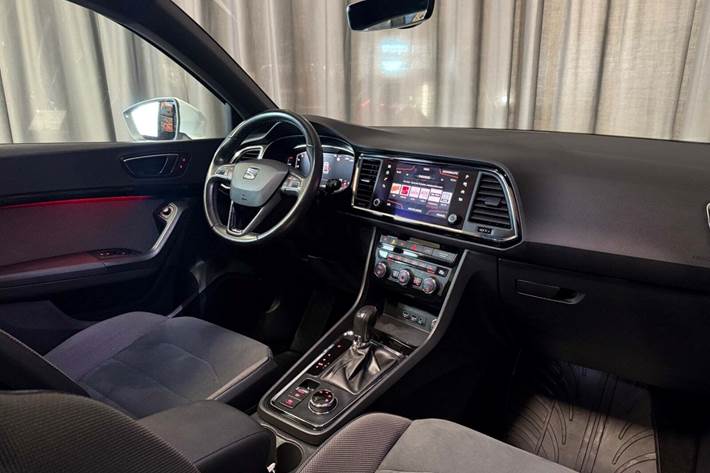 Hvid Seat Ateca fra 2020