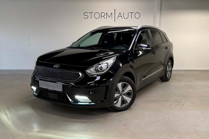 Sort Kia Niro fra 2019 set udefra