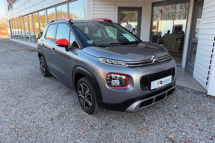 Grå Citroën C3 Aircross fra 2018 set udefra