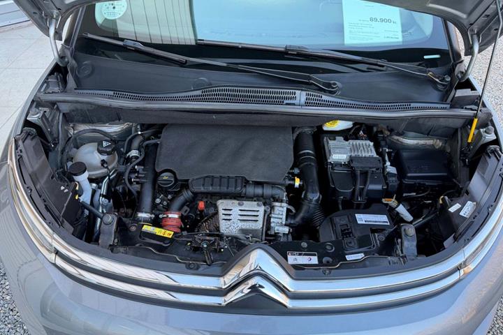 Grå Citroën C3 Aircross fra 2018
