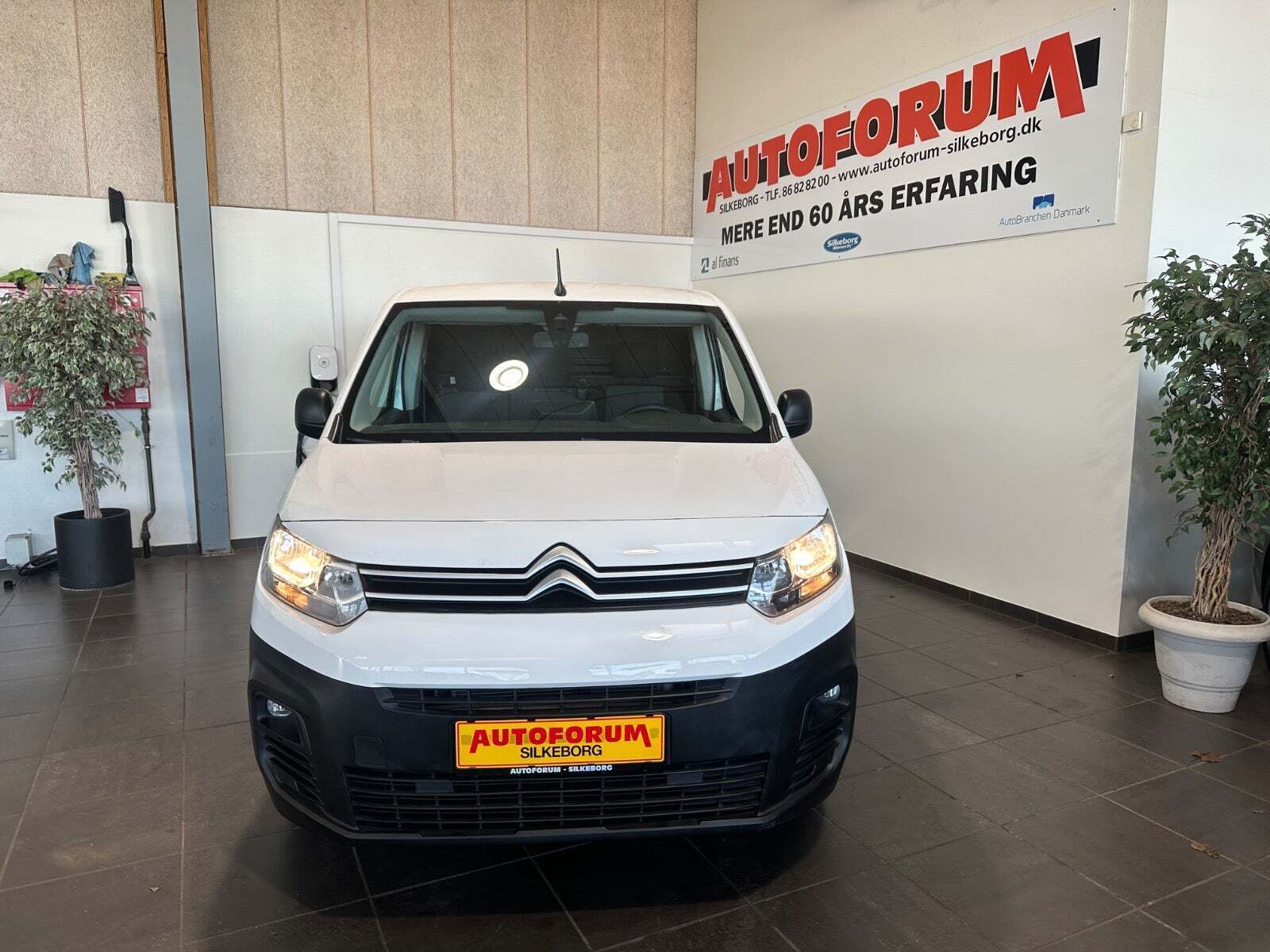 Citroën Berlingo 1,5 BlueHDi 100 L1 ProffLine Van