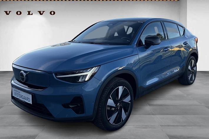 Blå Volvo C40 fra 2024