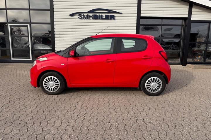 Rød Citroën C1 fra 2015