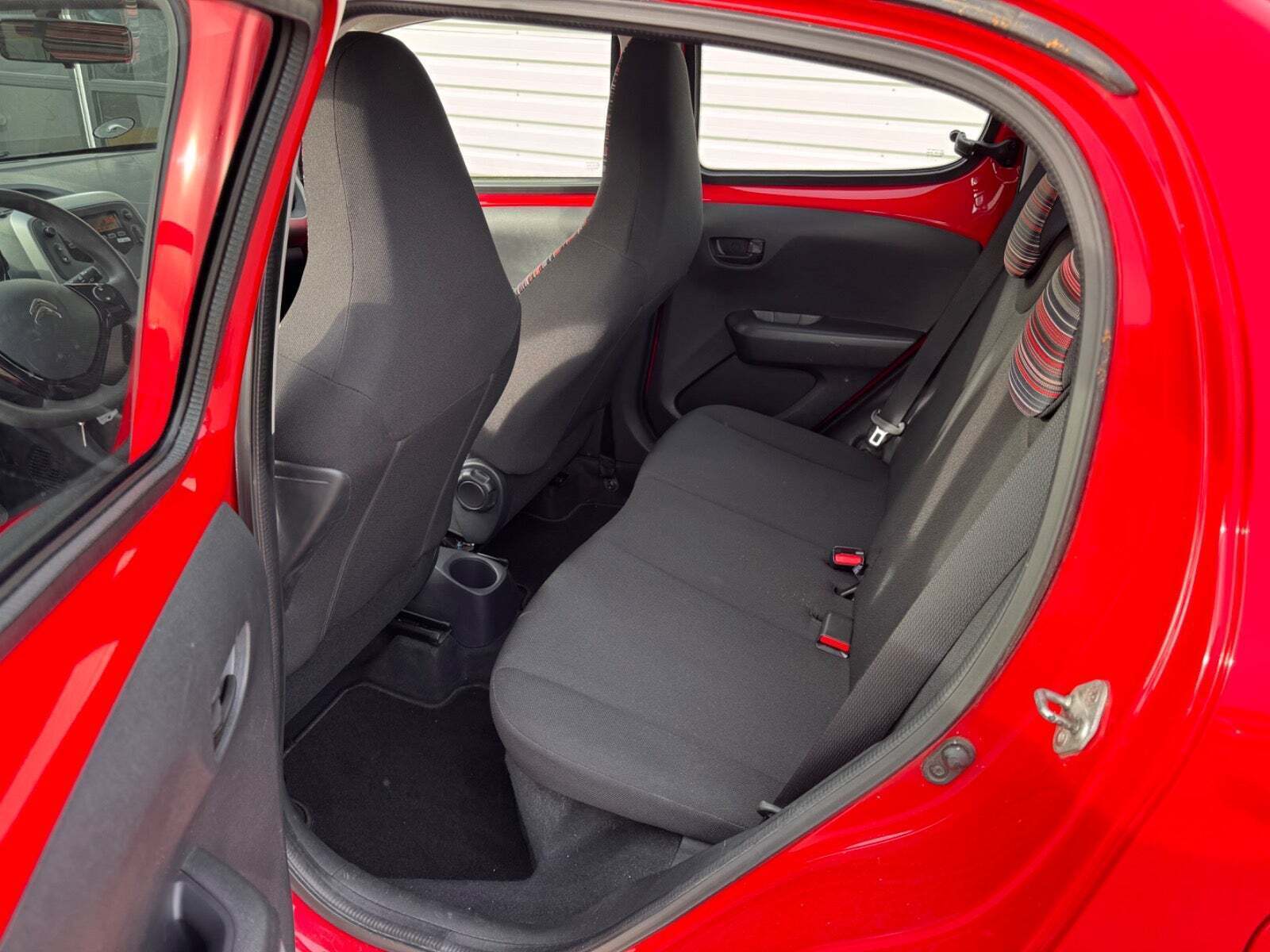 Rød Citroën C1 fra 2015