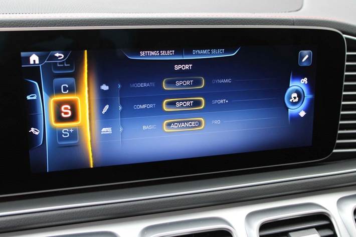 Sort Mercedes GLE53 fra 2025