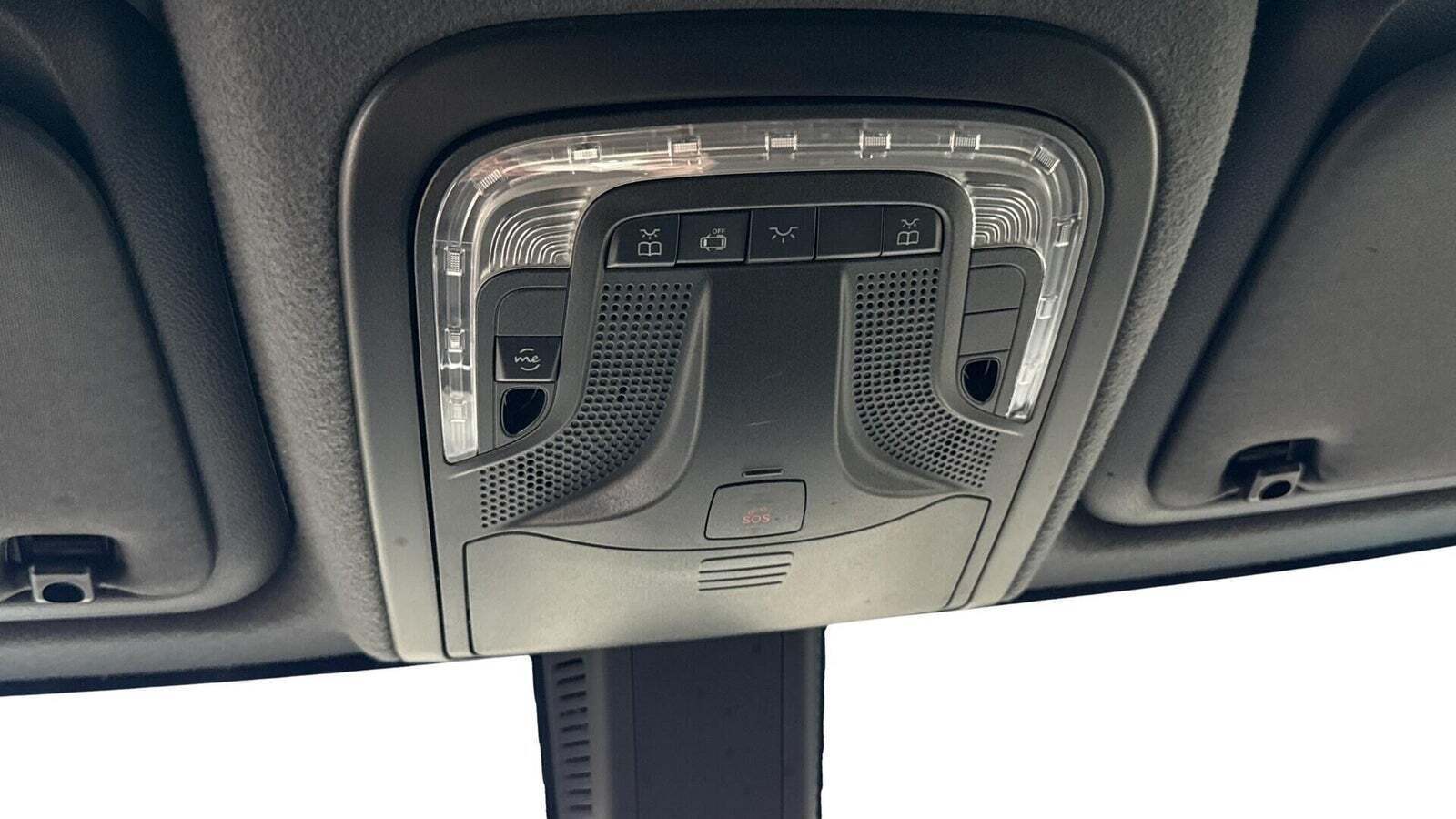 Hvid Mercedes Sprinter 317 fra 2025