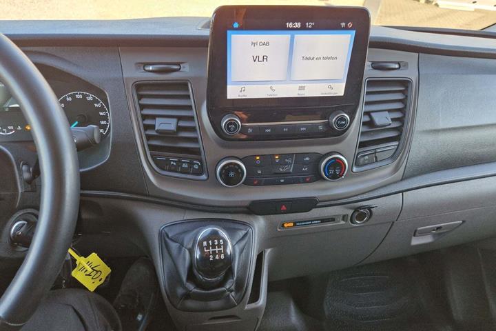 undefined Ford Transit Custom 320 L1 fra 2023 set indefra