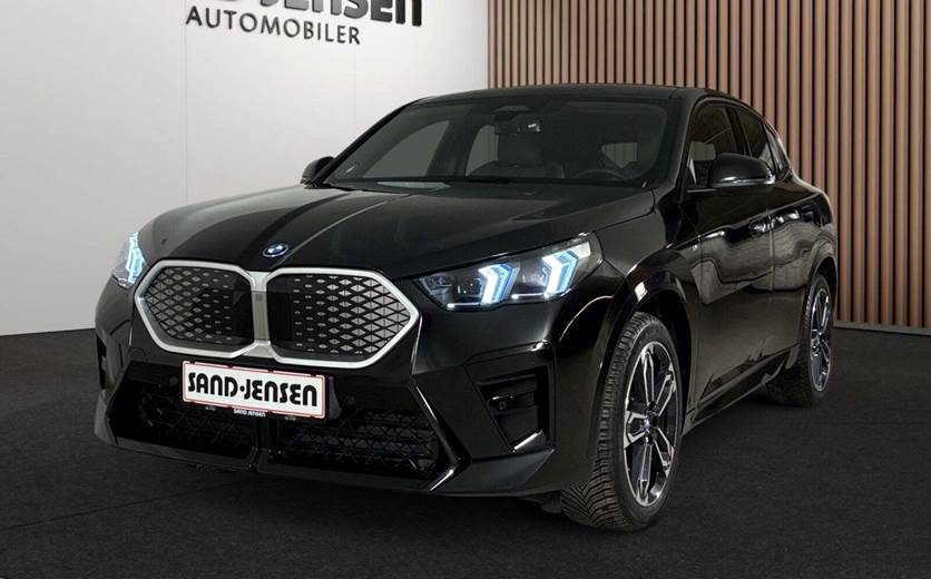 BMW iX2 eDrive20 M-Sport Premium