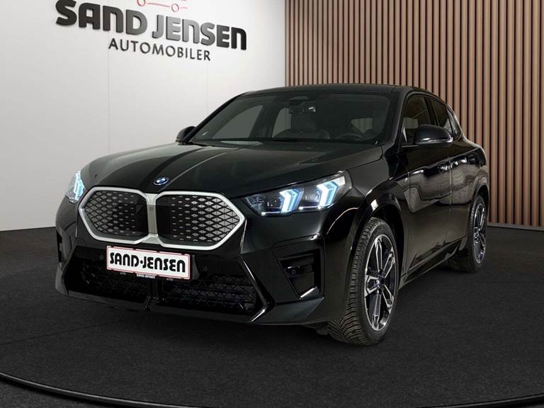 BMW iX2 eDrive20 M-Sport Premium