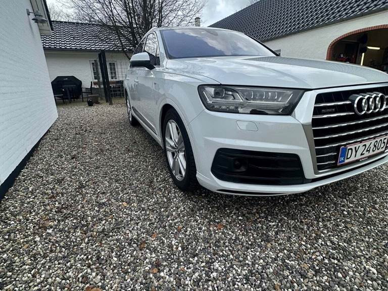 Audi Q7 3,0 TDi 272 S-line quattro Tiptr. 7prs