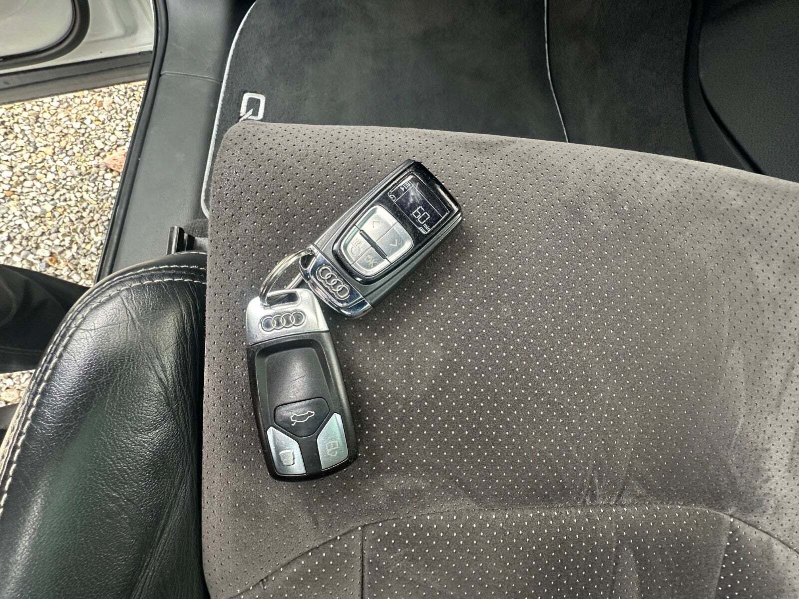 Hvid Audi Q7 fra 2015