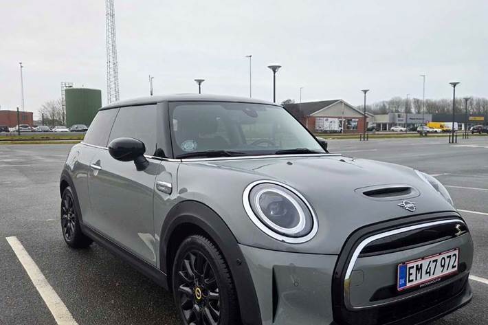 Grå Mini Cooper SE fra 2022