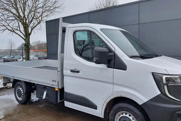 Hvid Renault Master V T35 fra 2026