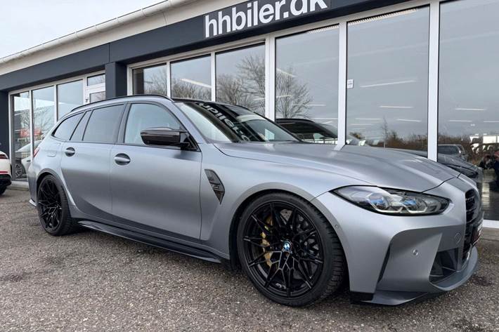 Grå BMW M3 fra 2024