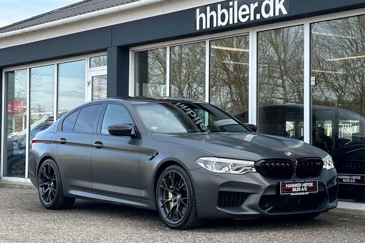 Sort BMW M5 fra 2020