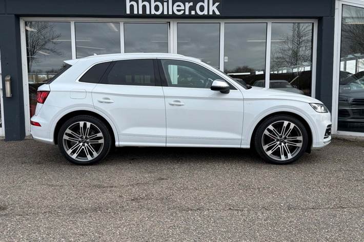 Hvid Audi SQ5 fra 2018