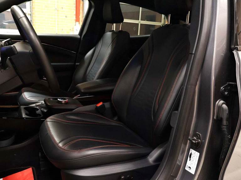 Ford Mustang Mach-E 88 Extended Range AWD