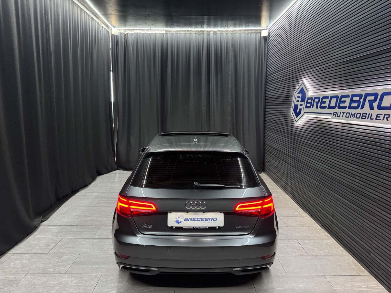 Audi A3 1,4 e-tron S-line Sportback S-tr.