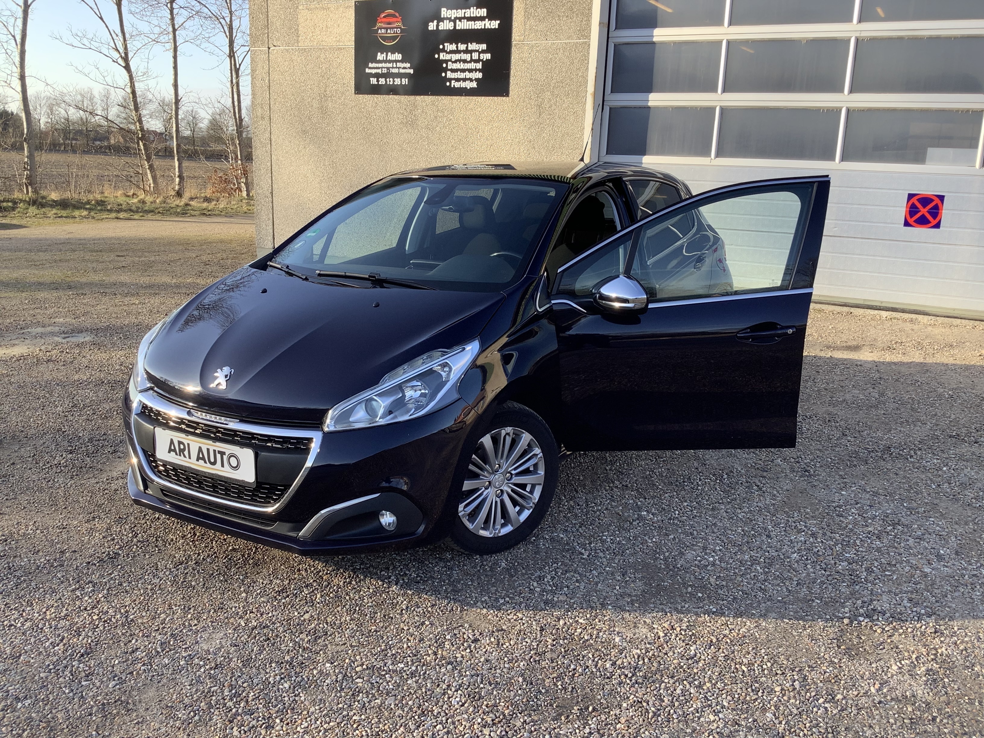 Peugeot 208 1,6 BlueHDI 100 hk 5D