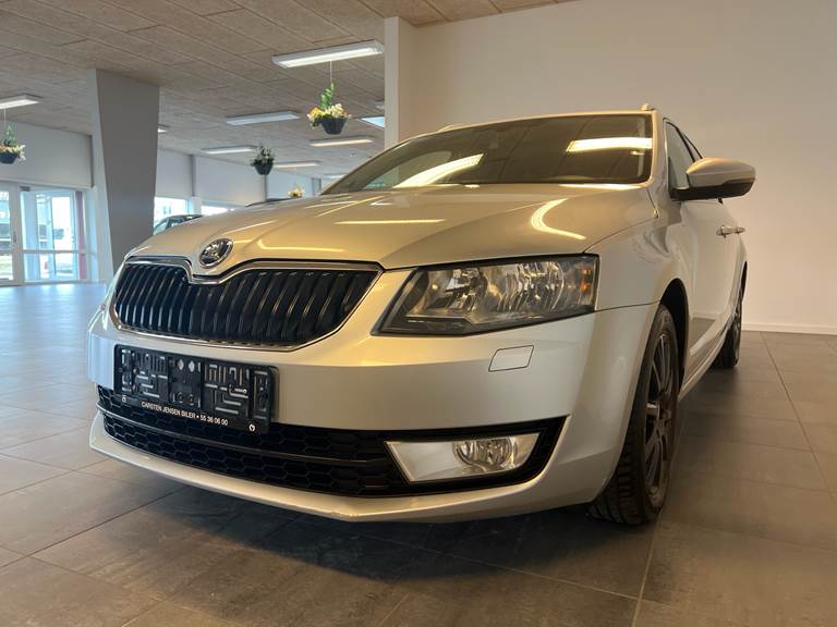 Skoda Octavia 1,4 Combi TSI Elegance DSG 140HK Stc 7g Aut.