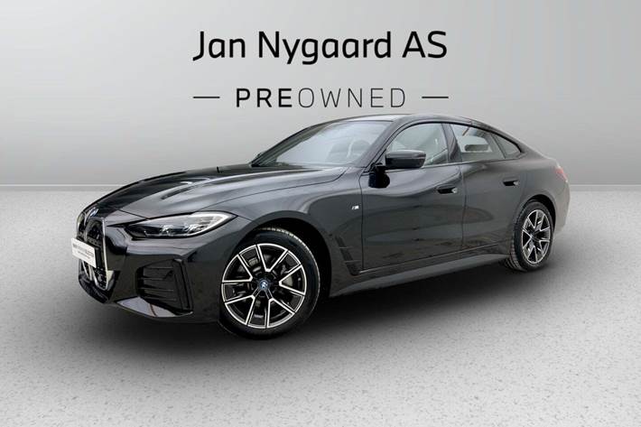 Sort BMW i4 fra 2023