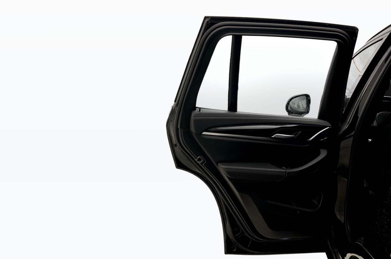 Sort BMW iX3 fra 2022