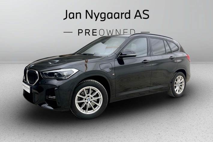 Sort BMW X1 fra 2022
