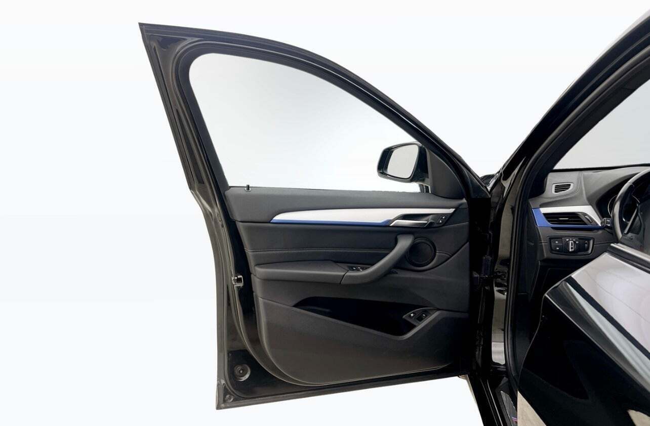 Sort BMW X1 fra 2022