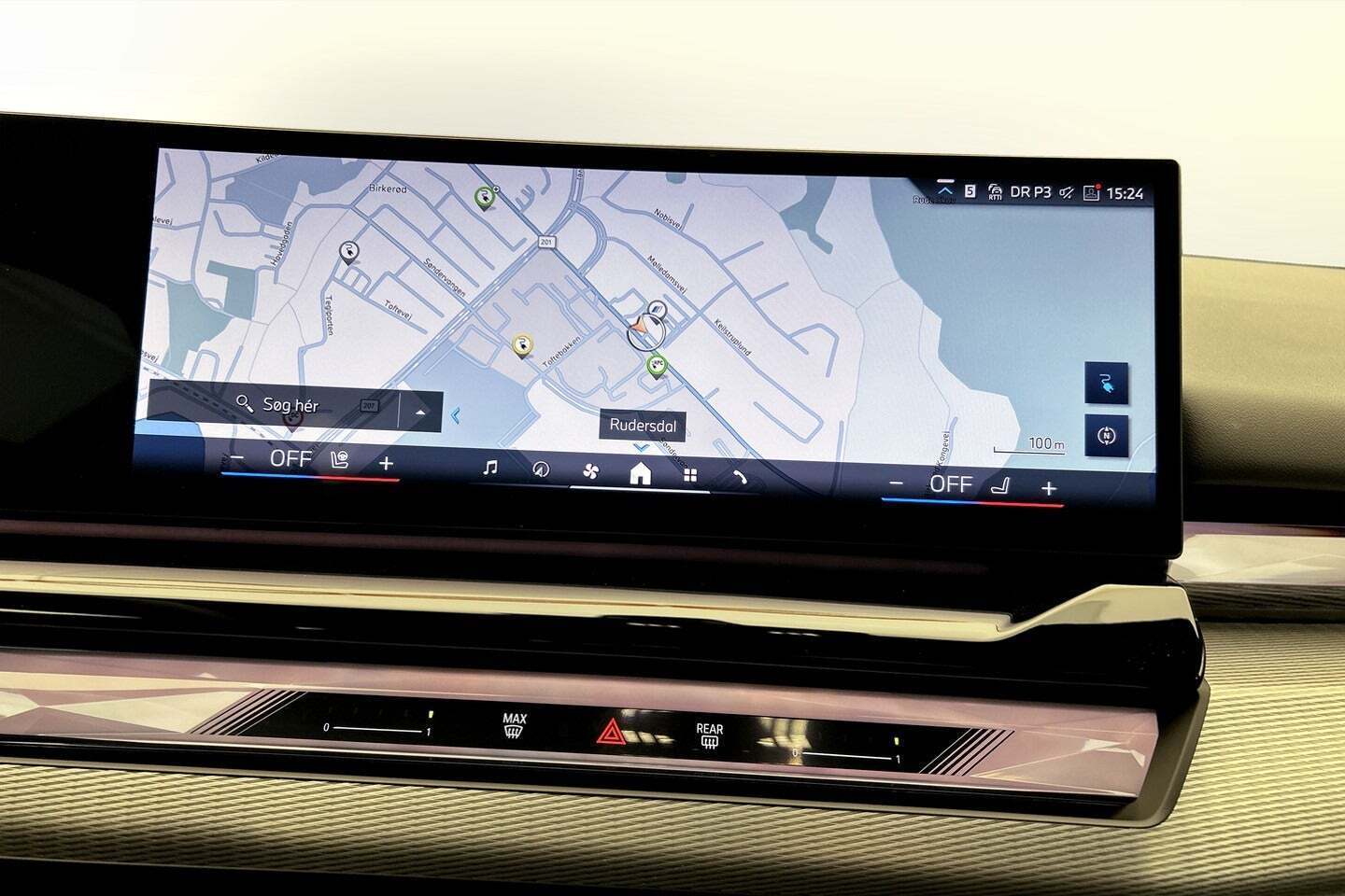 Grå BMW i5 fra 2025