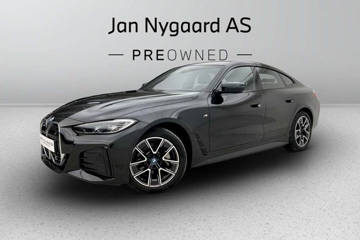 Sort BMW i4 fra 2023