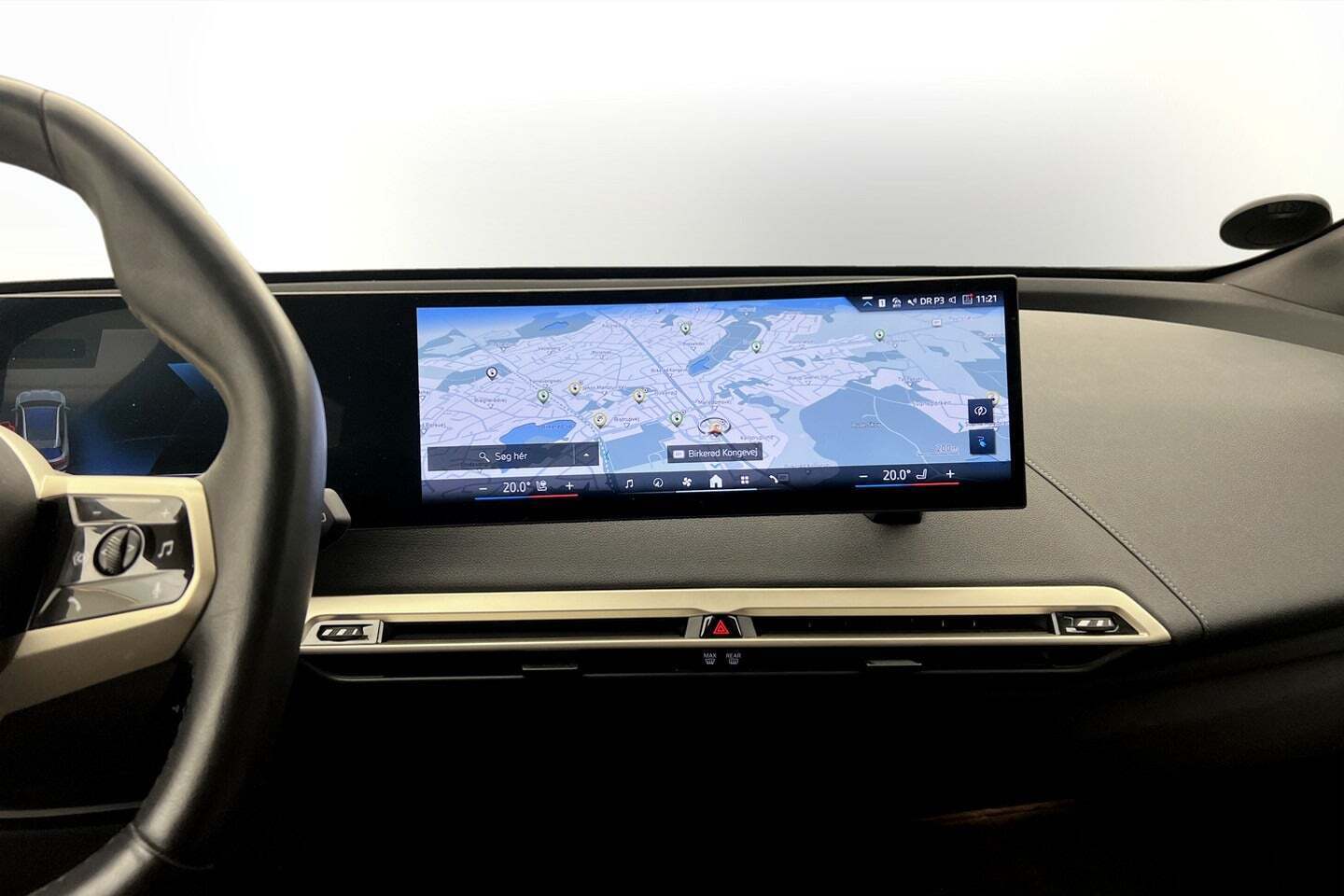 Orange BMW iX fra 2024