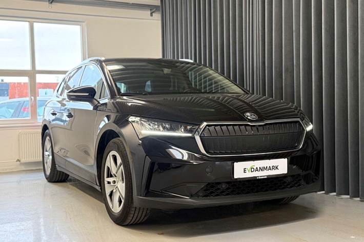 Sort Skoda Enyaq fra 2022