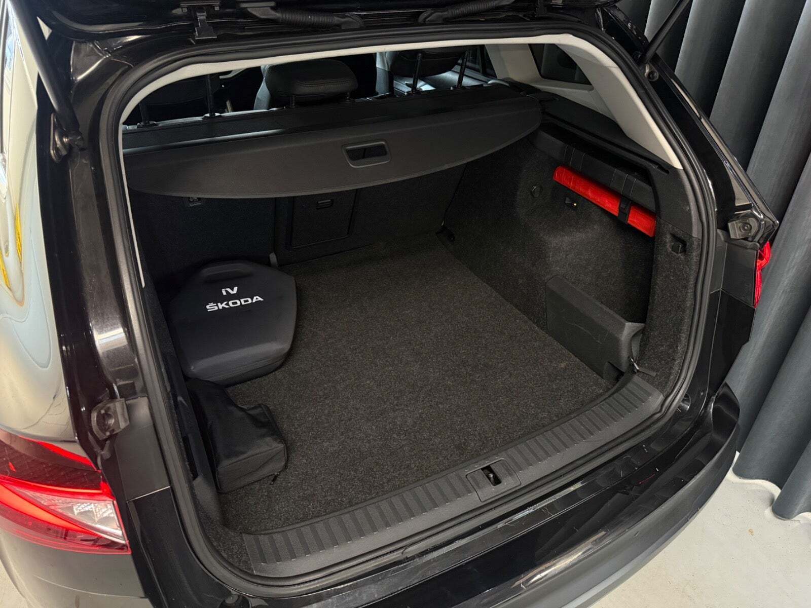 Sort Skoda Enyaq fra 2022