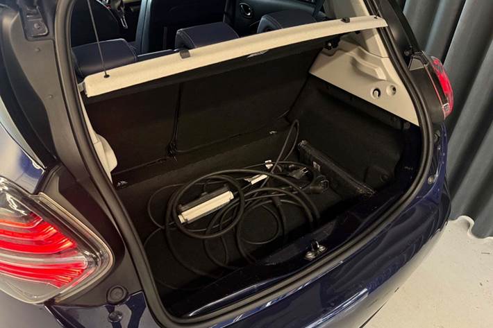 Blå Renault Zoe fra 2021