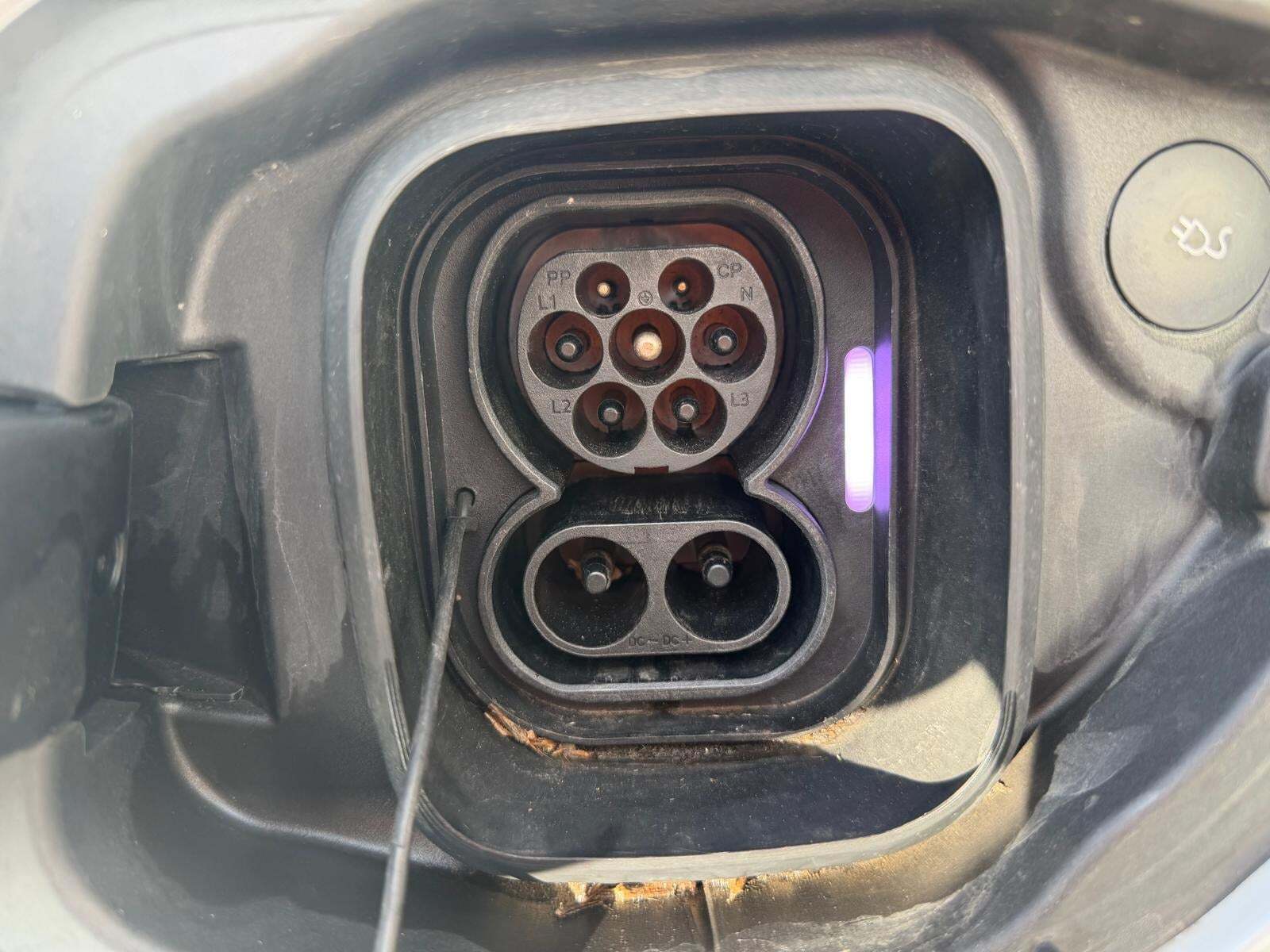 Grå Polestar 2 fra 2022