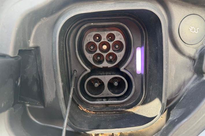 Grå Polestar 2 fra 2022