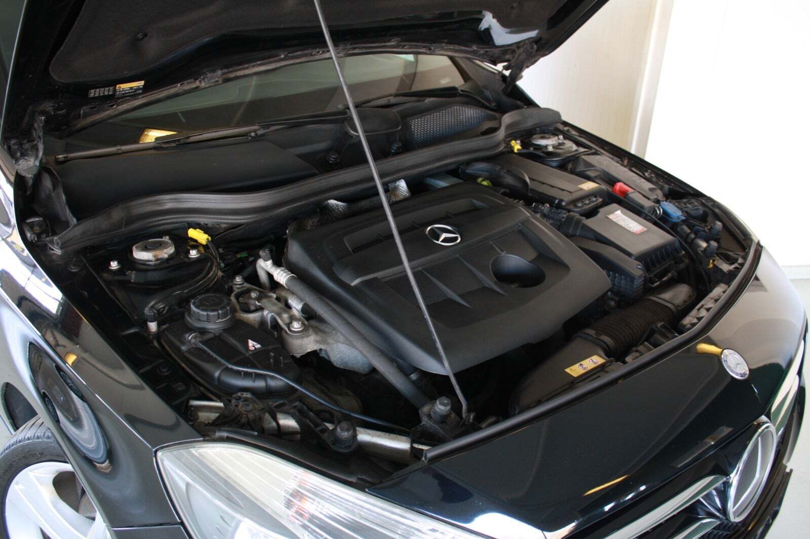 Sort Mercedes A180 fra 2013