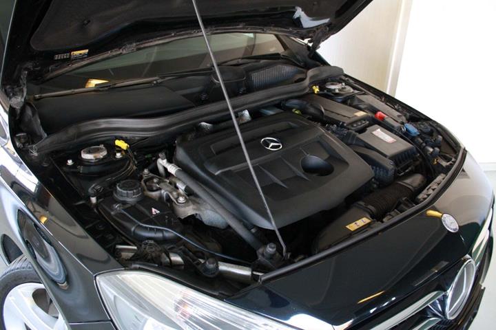 Sort Mercedes A180 fra 2013