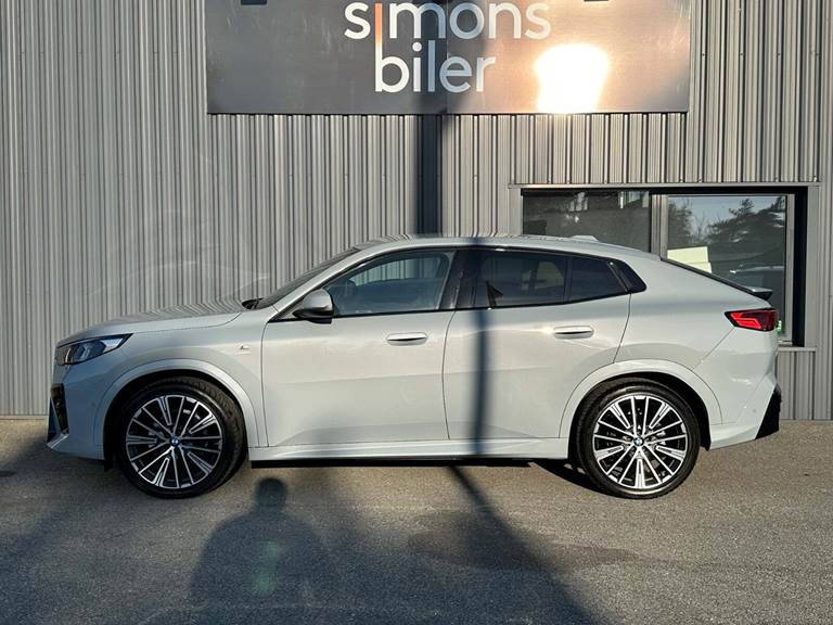 BMW iX2 eDrive20 M-Sport