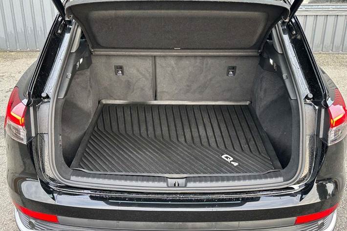 Sort Audi Q4 e-tron fra 2022