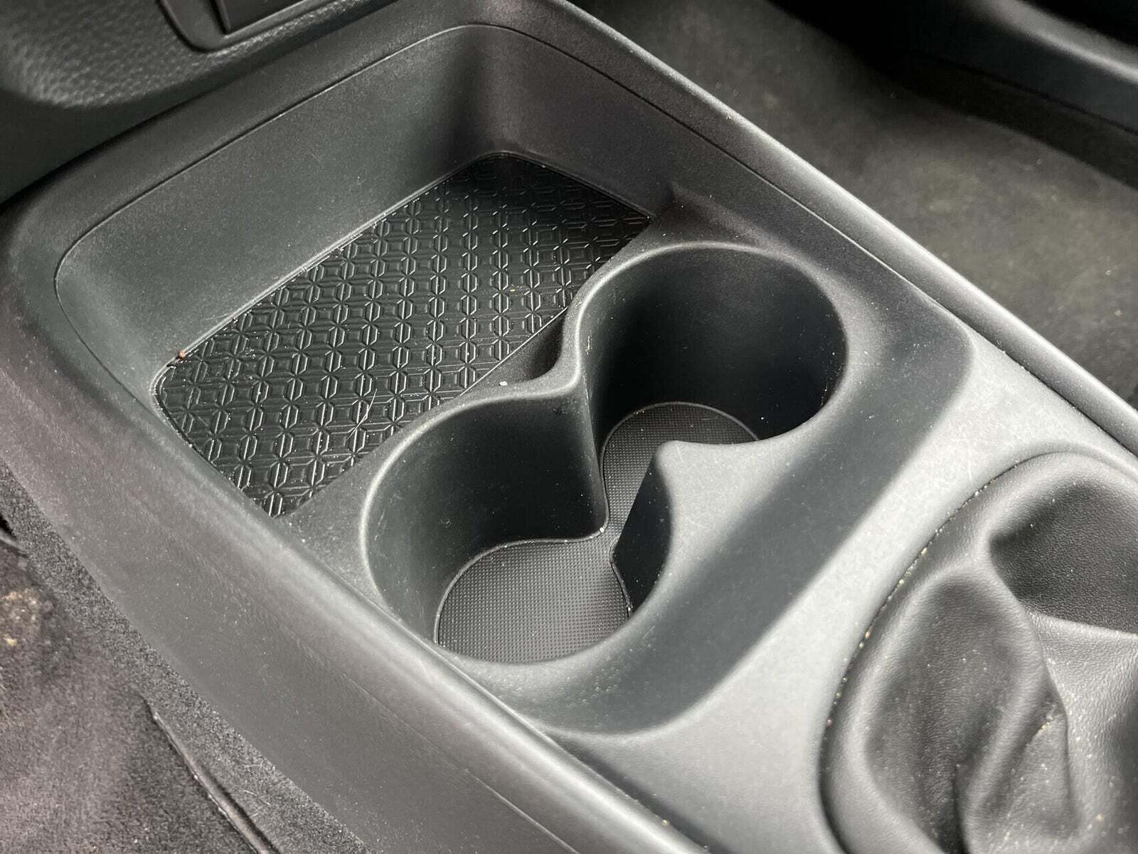 Sølv Toyota Aygo X fra 2022