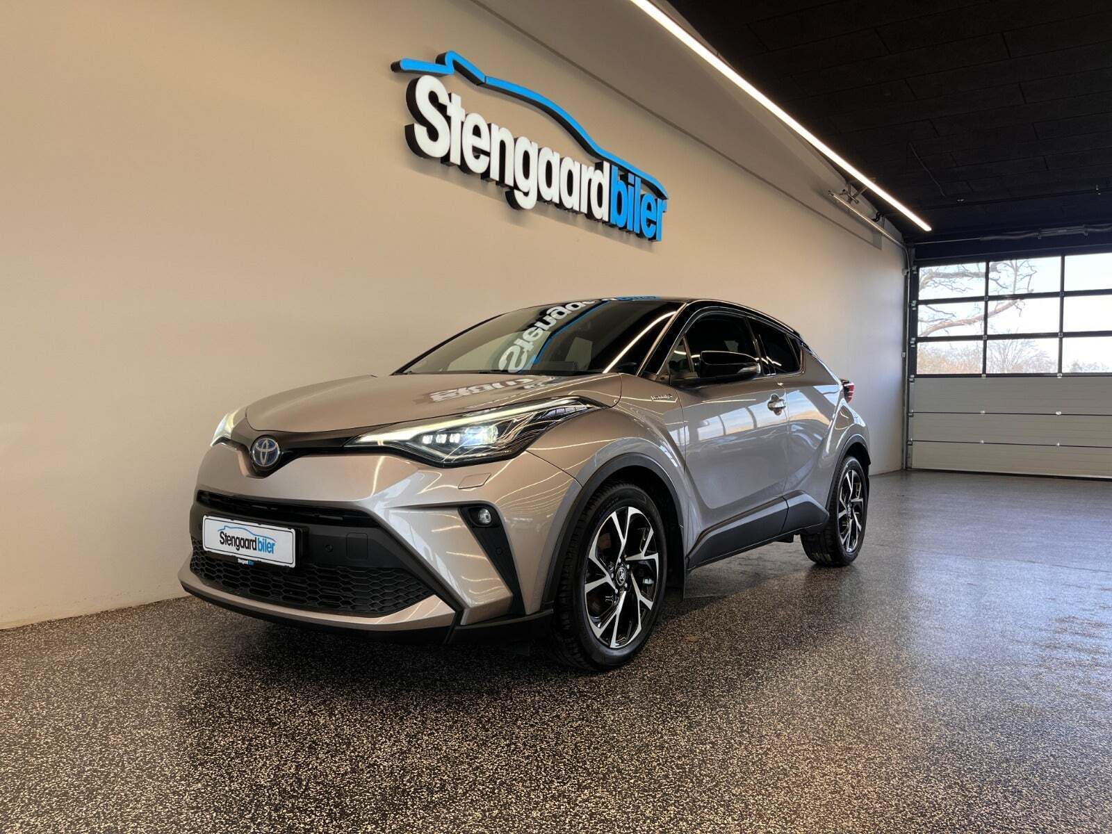 Toyota C-HR 1,8 Hybrid C-LUB Premium CVT
